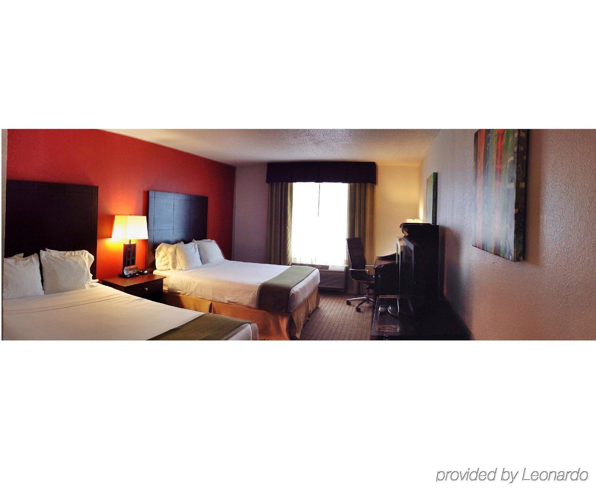 Holiday Inn Express Hotel & Suites Chicago-Algonquin By Ihg Exterior photo